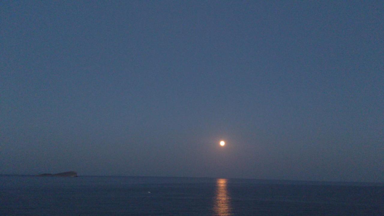 Endless Blue From Syros - Fabrika Resort House 1 Vári 외부 사진